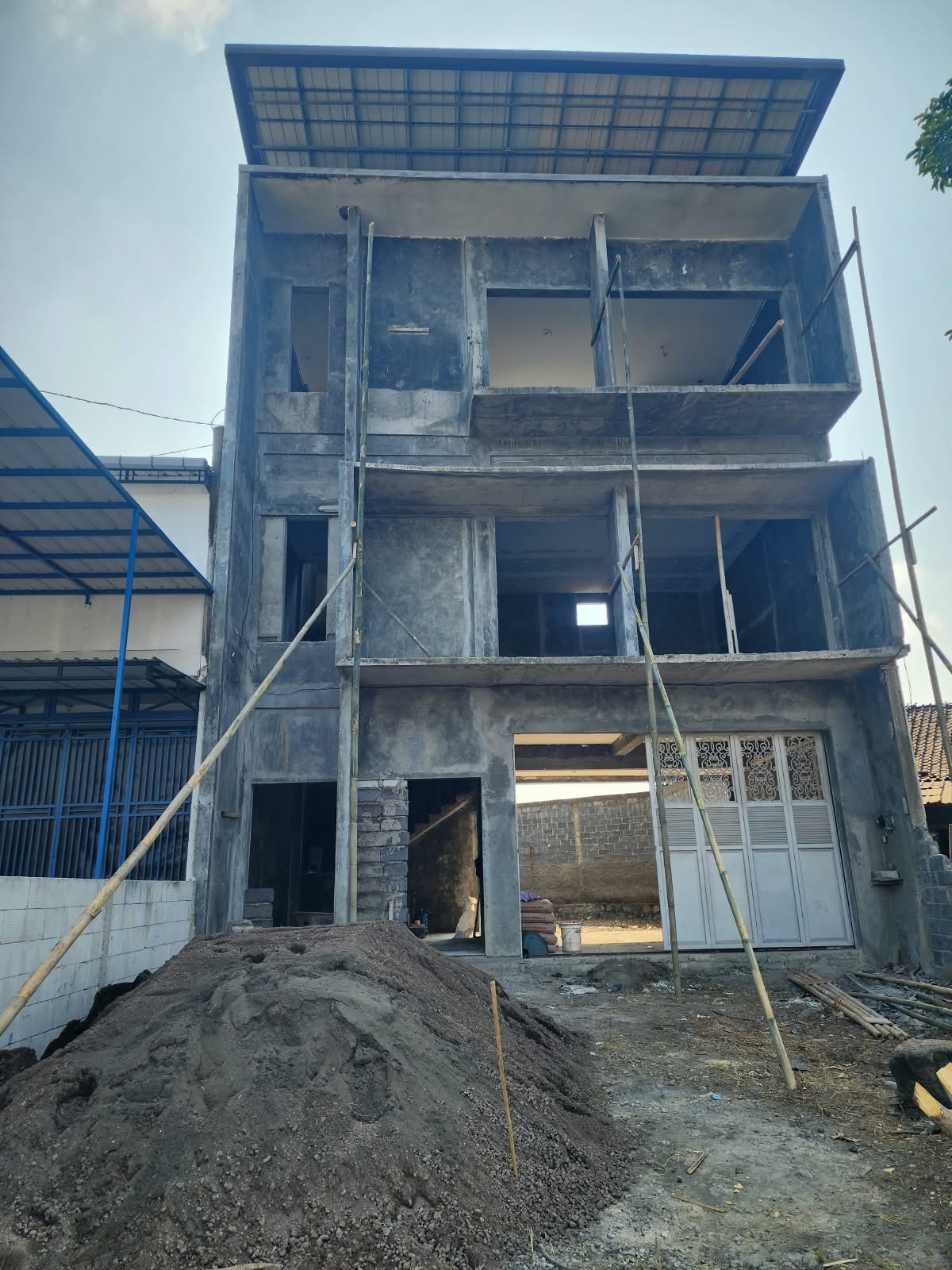 Pembangunan rumah baru di Baturraden oleh Centra Bangun
